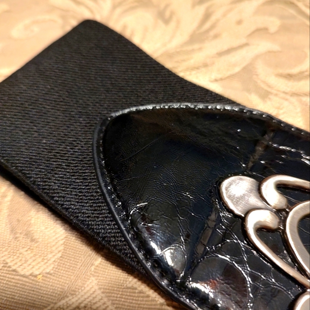 🐈‍⬛🖤🐈‍⬛ Sexy Sultry Elaborate Scrolled Wide Silver & Black Stretch Belt - M/L - Picture 7 of 10